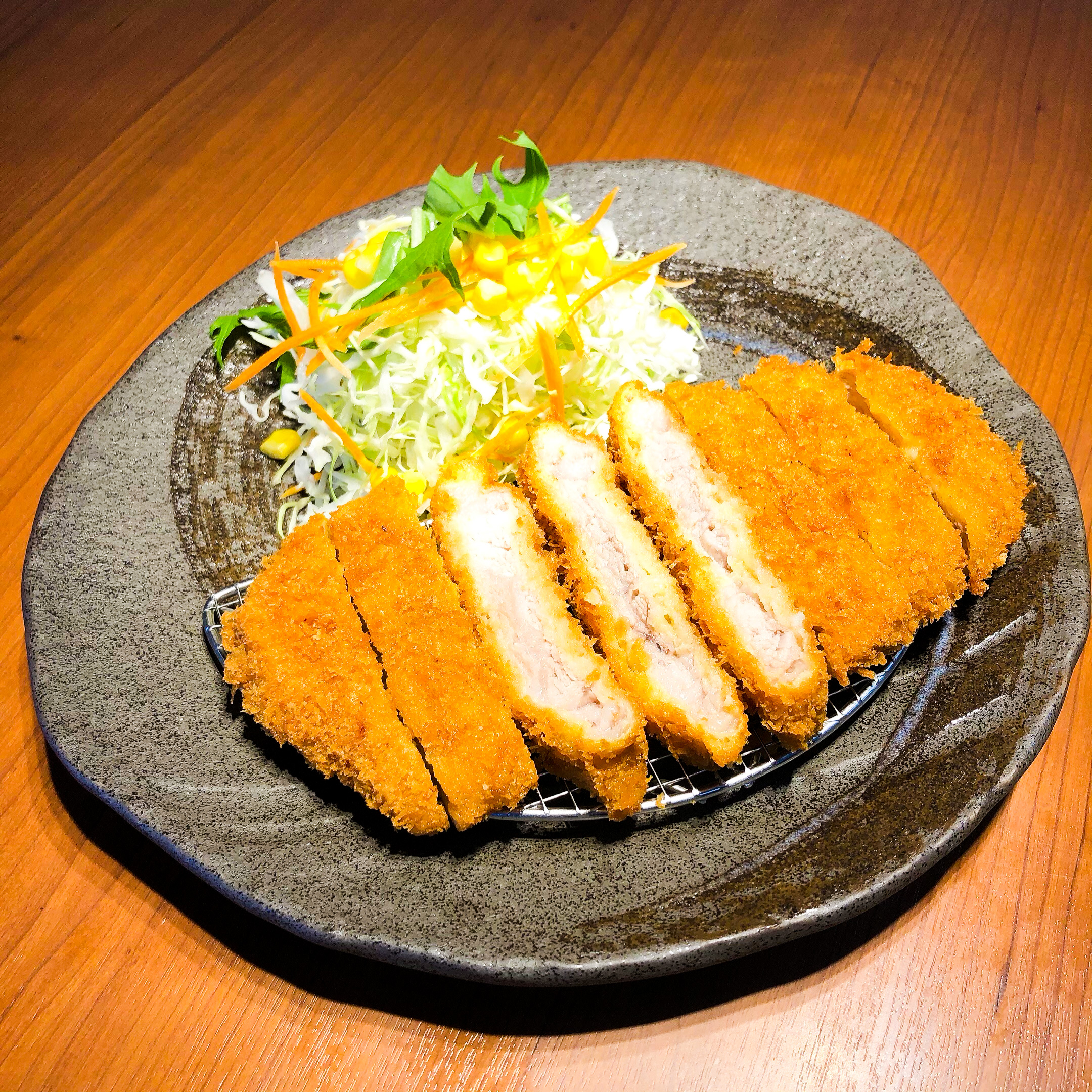 ジャンボカツ定食